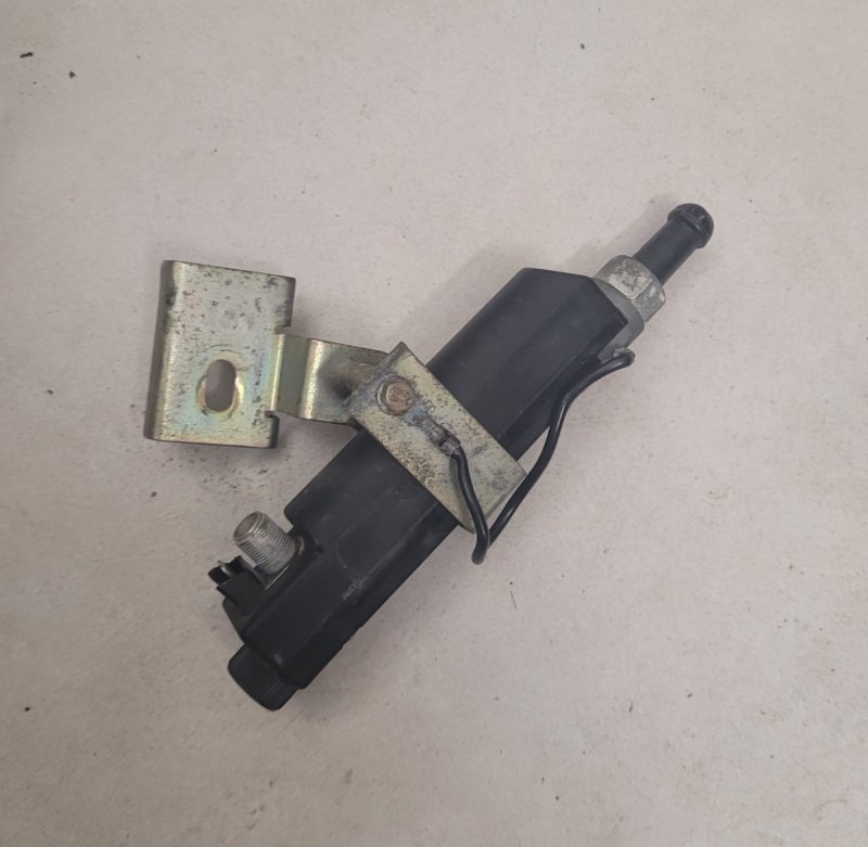 ANTENA MODUŁ ANTENY  BMW Z3 ORYGINAL DO BAGAŻNIKA  8375159
