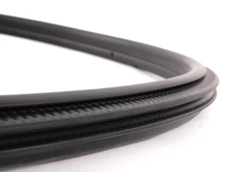 USZCZELKA DRZWI PROGU BMW Z3 LEWA ŁADNA ORYGINAŁ 8397375