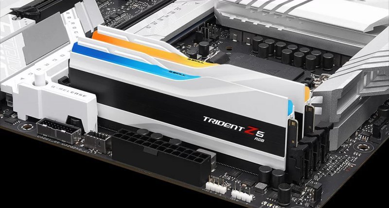 G.SKILL TRIDENT Z5 RGB DDR5 2X32GB 6000MHZ CL36-36 WHITE F5-6000J3636F32GX2-TZ5RW
