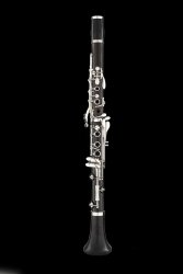 BACKUN klarnet B Alpha Plus, Boehm (17 klap/6 okularów), drewno Grenadilla, klapy niklowane, z futerałem