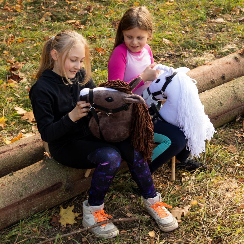 Hobby Horse Skippi - koń na kiju - Biały