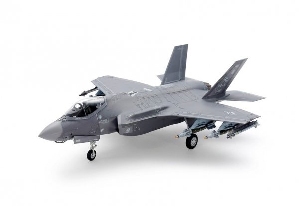 Tamiya 60792 1/72 Lockheed Martin F-35 A Lightning II