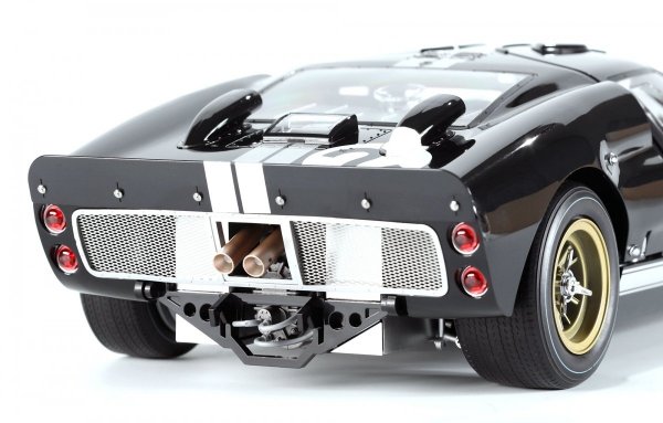 Meng RS-003 Ford GT40 Mk.II '66 Champion Pre-Colored Edition 1/12
