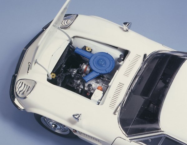 Hasegawa CH46-51046 Mazda Cosmo Sport (Metal Engine Details) Collectors' Hi-Grade Series 1/24