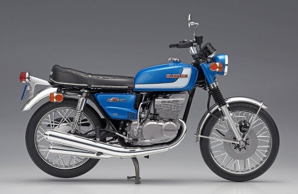 Hasegawa 21505-BK5 Suzuki GT380 1/12