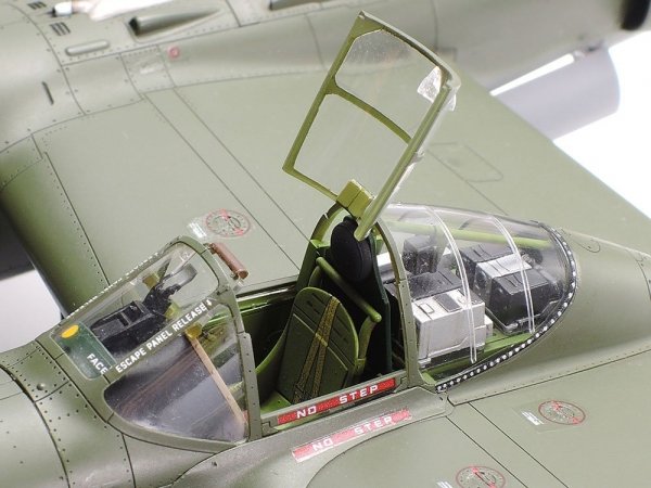 Tamiya 61120 1/48 Lockheed P-38 F/G Lightning