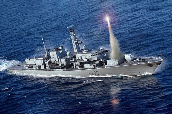 Trumpeter 06720 HMS type 23 Frigate-Montrose(F236)