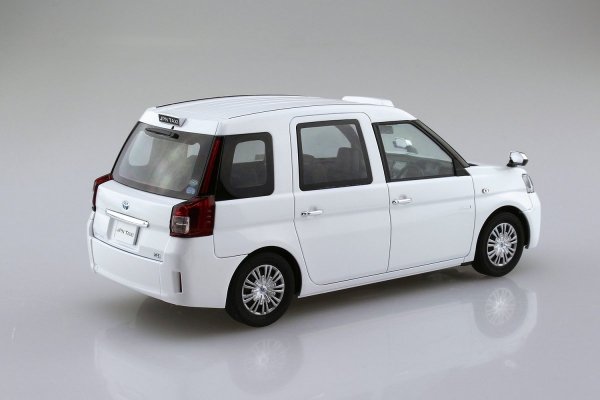 Aoshima 05712 1/24 MC#9 Toyota NTP10 JPN Taxi &#039;17 Super White II