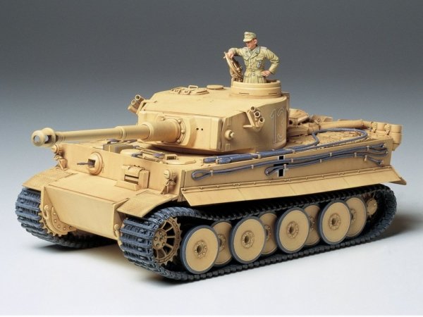 Tamiya 35227 Tiger I Initial Production DAK 1/35