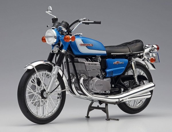 Hasegawa 21505-BK5 Suzuki GT380 1/12