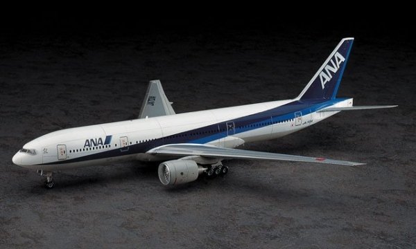 Hasegawa 10704 Boeing 777-200 ANA 1/200