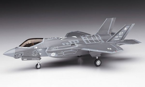 Hasegawa E42-01572 F-35A Lightning II 1/72