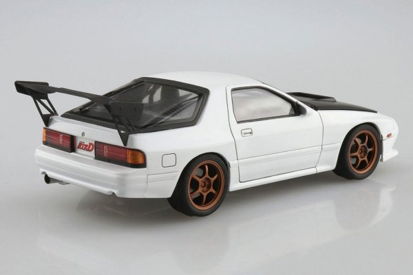 Aoshima 05962 1/24 Initial-D#7 Takahashi Ryosuke FC3S RX-7 [Hakone Battle Ver.] (Mazda)