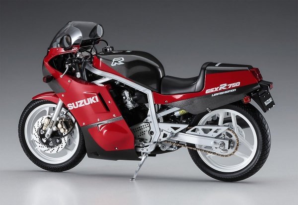 Hasegawa 21730 Suzuki GSX-R750R (1986) 1/12