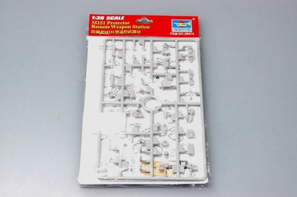 Trumpeter 06613 1/35 M151 Protector Remote Weapon