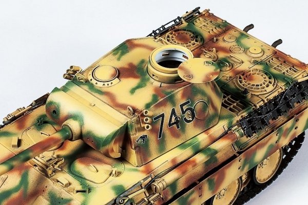 Tamiya 35345 1/35 Panther Ausf.D