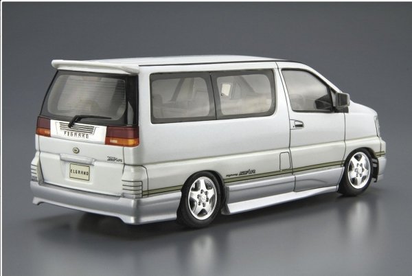 Aoshima 06136 1/24 MC#123 Nissan E50 Elgrand '99