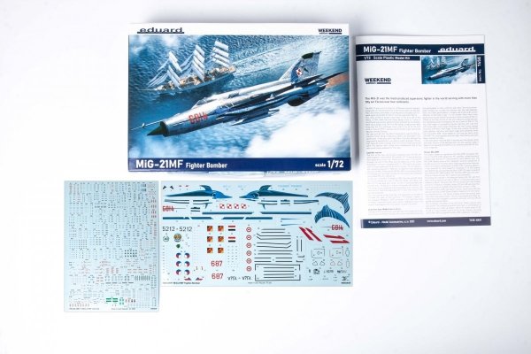 Eduard 7458 Mig-21MF Fighter Bomber Weekend edition