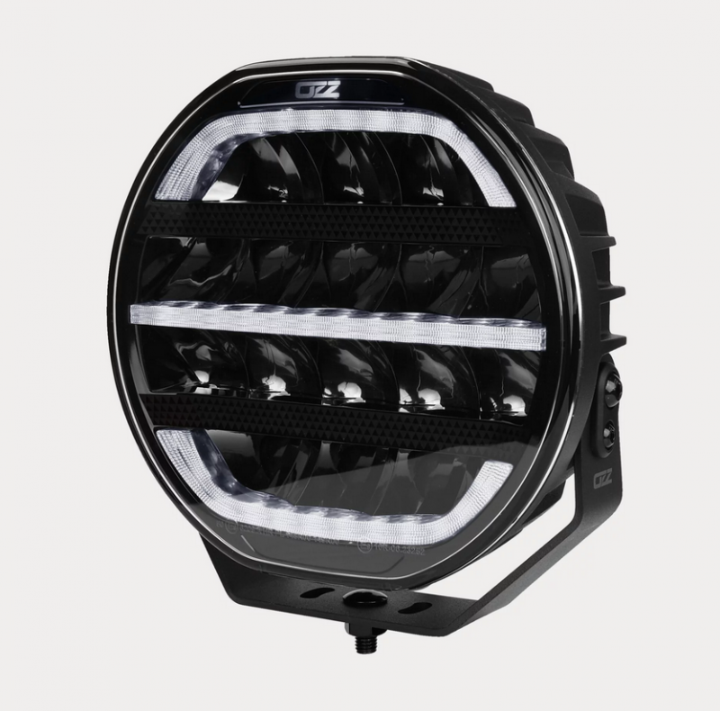 Reflektor drogowy LED OZZ XR2 P7″ czarny