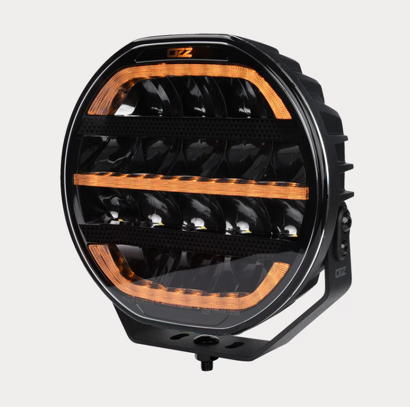 Reflektor drogowy LED OZZ XR2 P7″ czarny