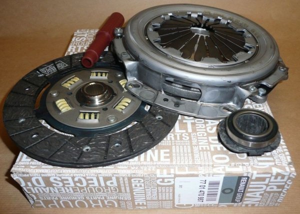 Original Kupplungssatz Renault CLIO MEGANE DACIA 1.6 , 7701470987  , 6001548020 , 620-1080-00 , 620-3057-00 , 620108000 , 620305700 , QKT2112AF , 302052223R , 7701468831 , 7701470987 , 3000-822-901 , 3000-857-603 , 3000822901 , 3000857603 , 5104010 , 7860