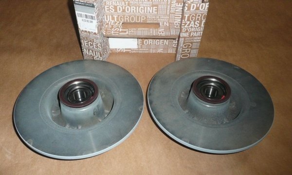 Original 2x Bremsscheibe Bremsscheiben Hinterachse Hinten RENAULT CLIO III MEGANE II , 432005338R  , 7701207823, 8200038305 , 7701207823 , 16155230016  24.0108-0112.1, 24.0108-0114.2, 24010801121, 24010801142, 562376B, 3408, 0-986-479-007, 0-986-479-278, 