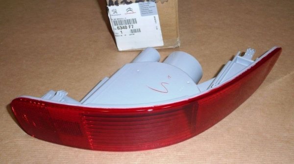 Original Nebelschlussleuchte rechts für Peugeot 4007 Citroen C-Crosser 6340F7