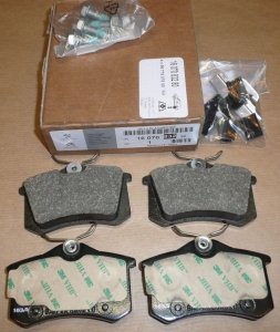Plaquettes de frein CITROEN C3 PICASSO, PEUGEOT 207, RENAULT CLIO 4 ARRIÈRE =1631831780 - CHANGEMENT DE RÉFÉRENCE. ,  1607083280