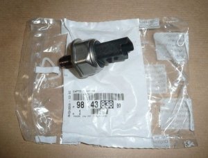 Capteur de pression de carburant d'origine régulateur de pression Citroën Peugeot 2.0 HDI 163/BlueHDi, 9814383880, 9814383880, 9