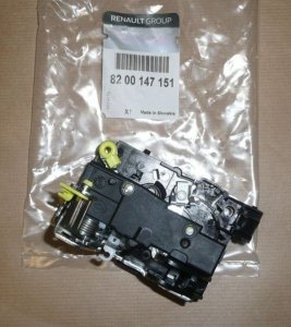 original avant gauche serrure de porte Renault Master II , 8200147151 , 8050300Q0D