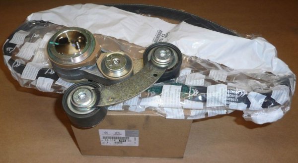 Kit de courroie  CITROEN DS5, PEUGEOT 508, 3008 2.0 HDI TENDEUR + COURROIE DW10CTED4 ,  1611278480
