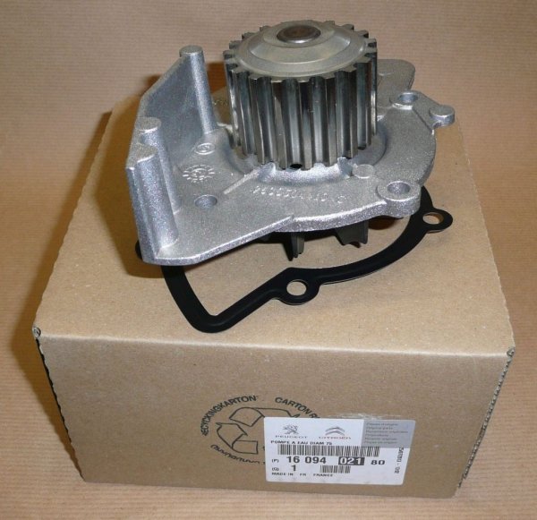 POMPE À EAU Citroën C4, C5 Peugeot 307, 407 2.0/2.2HDI C8, JUMPY, JUMPER, Peugeot 308, 406, 607, 807, EXPERT, BOXER 2.2HDI ,  1609402180
