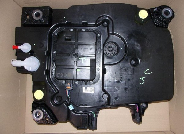 Couvercle de réservoir AdBlue d'origine Peugeot 508 II, 9827963280, 9827963280