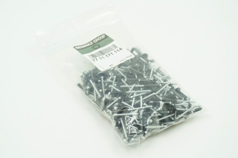 200 x  Rivets de fixation d’origine Renault 4x16 , 7711171114