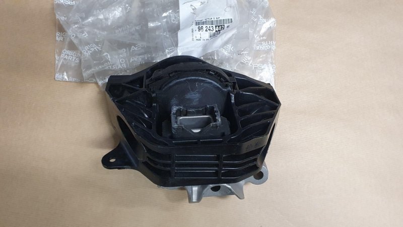 Support moteur Peugeot 208 1.6 HDI, 9824344280, 9824344280, 