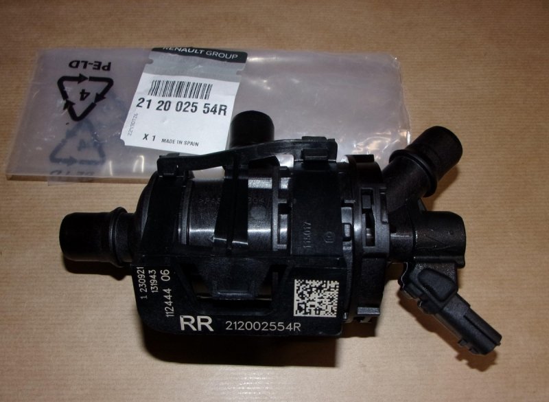Pompe de refroidissement de turbine Renault Megane IV, 212002554R, 