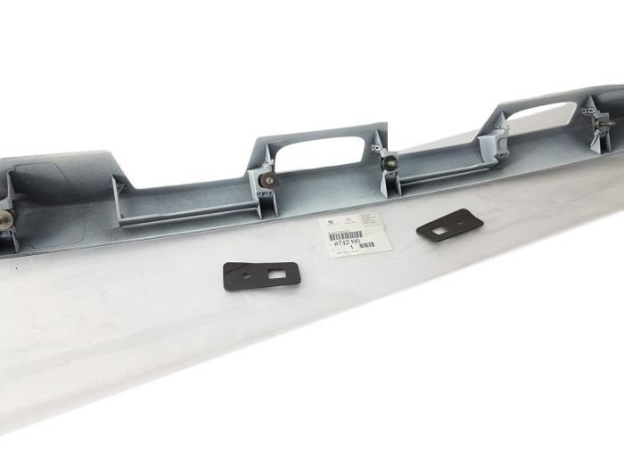 Blende de hayon, à peindre pour Citroën Grand C4 Picasso, 8742N0, 8742.N0, 9654872977