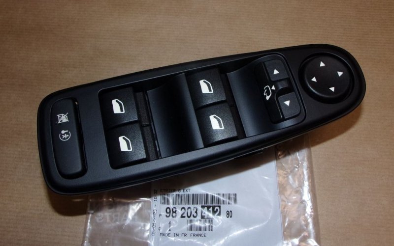 Module de poignée Peugeot 3008 II arrière gauche, 9820341280, 9820341280, 