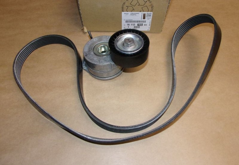 Kit de courroie  à coin CITROEN C4, C5, DS4 2.0 HDI ,  1611278380