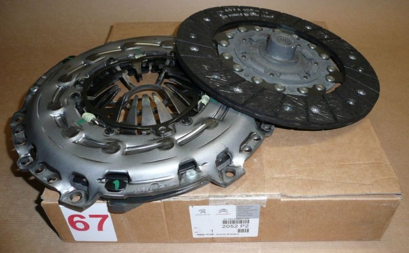Embrayage complet Citroën C4 Picasso 2.0 HDI 138 CV, 2052.P2, 2052P2