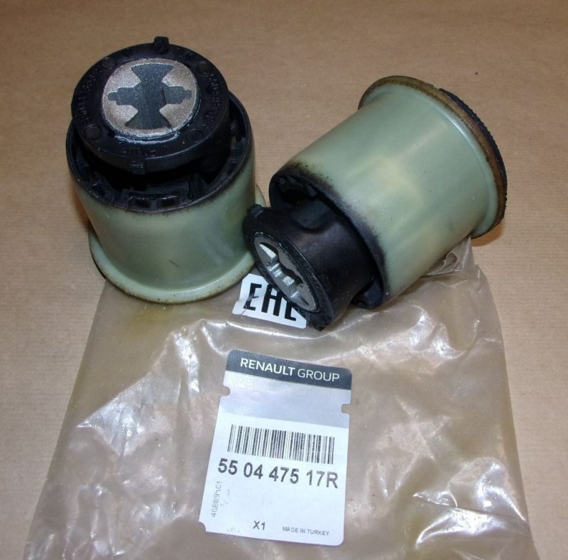 Kit original – 2 silentblocs de l’essieu arrière Renault Megane III , 550447856R , 550447517R