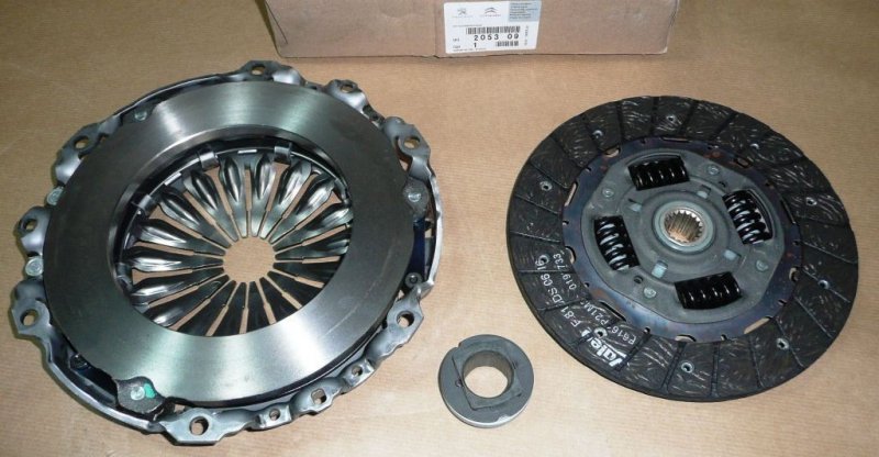 Embrayage complet Citroën C3, DS3, Peugeot 207, 208 1.4 VTI, 2053.09, 205309