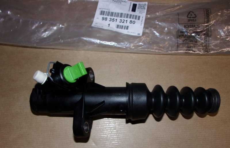 Pompe d'embrayage Peugeot 3008 II, 9835132180, 9835132180, 