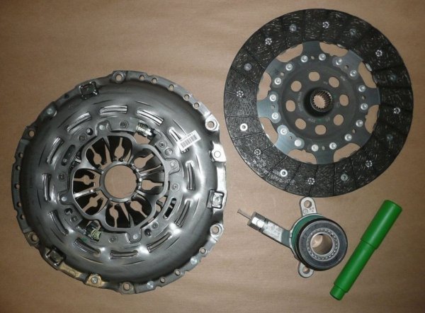 Kit d'embrayage d'origine embrayage + palier hydraulique Renault Master 10- 2.3 dci, 302186786R, 302057116R, 306202443R