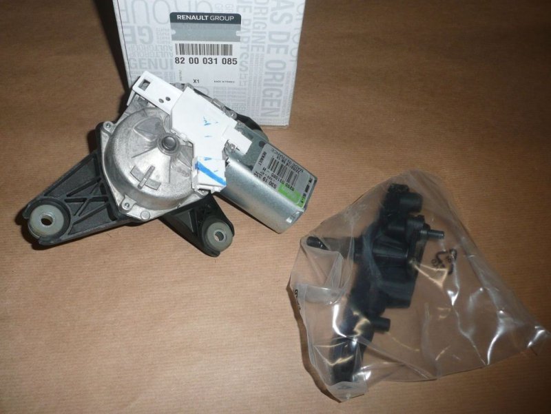  Moteur d'essuie-glace Renault Espace IV arrière , 8200031085