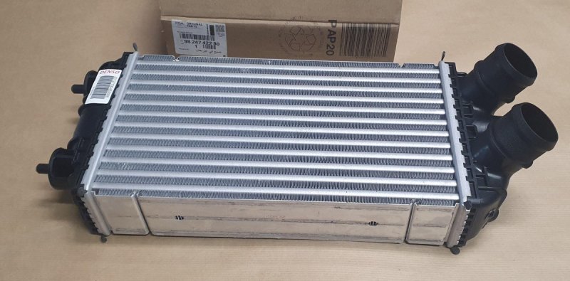 Radiateur d'air Citroën C3 IV 1.2THP, 9824742280, 9824742280,
