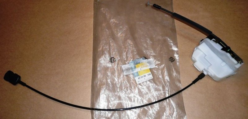 Original  Serrure de porte Renault Scenic II arrière gauche , 8200119330