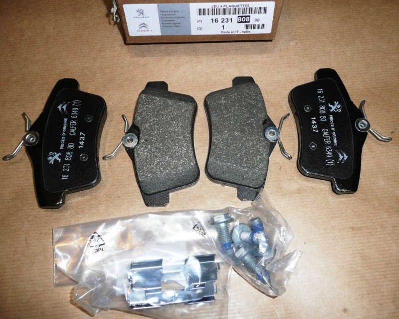 Plaquettes de frein Citroen C4 II, DS4, DS5 SYSTEME DE FREINAGE ARRIERE TRW =1636411280 - CHANGEMENT DE REFERENCE. ,  1623180880