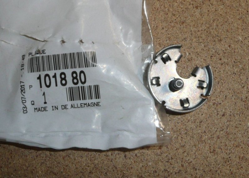 Agrafe de l'électrovanne de la pompe à huile Citroën C3 II, 1018.80, 101880