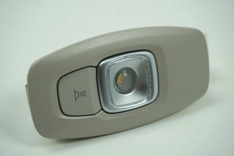 Pièce d'origine Plafonnier LED pour Renault Captur Clio IV Scenic IV Talisman , 264301419R